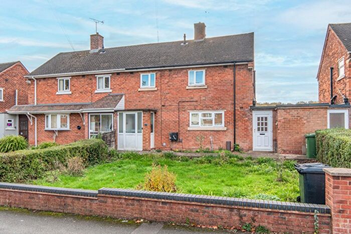 3 Bedroom Semi-Detached House For Sale In Foxlydiate Crescent, Batchley, Redditch, B97