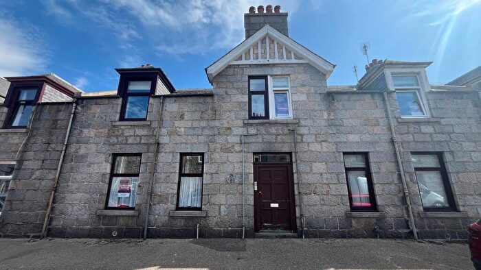 2 Bedroom Flat To Rent In Queen Street, Inverurie, AB51