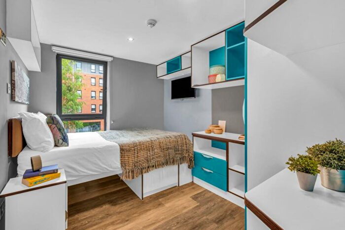 1 Bedroom Flat To Rent In Cardigan Road, Leeds, LS6