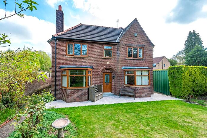 4 Bedroom Detached House For Sale In Bolton Road, Chorley, Lancashire, PR7