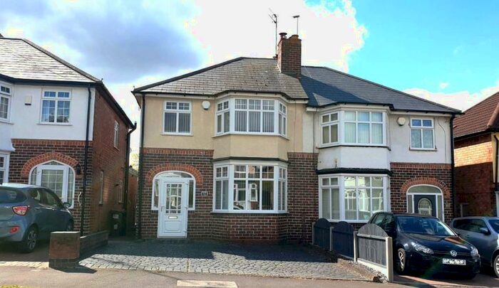 3 Bedroom Semi-Detached House To Rent In Lindridge Road, Erdington, B23