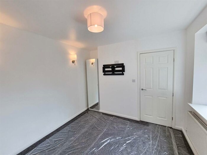 1 Bedroom Flat To Rent In The Ridgeway, Croydon, CR0