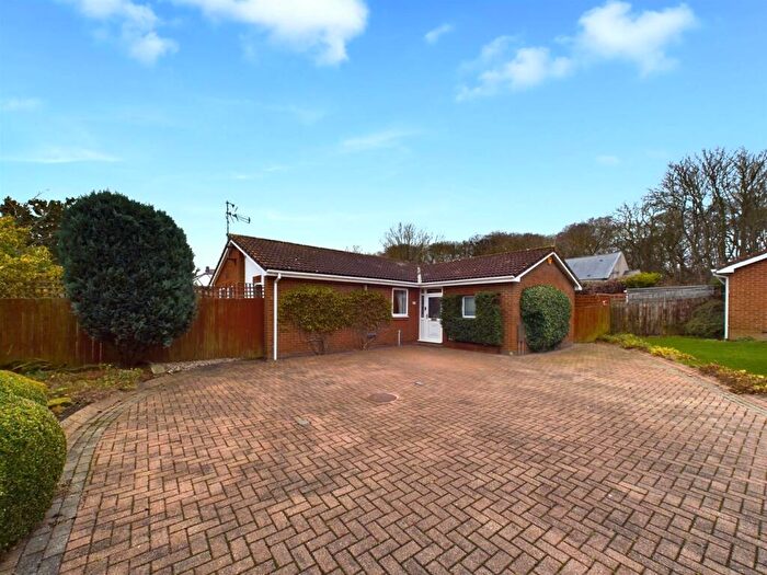 2 Bedroom Detached Bungalow For Sale In Claverley Drive, Backworth, NE27