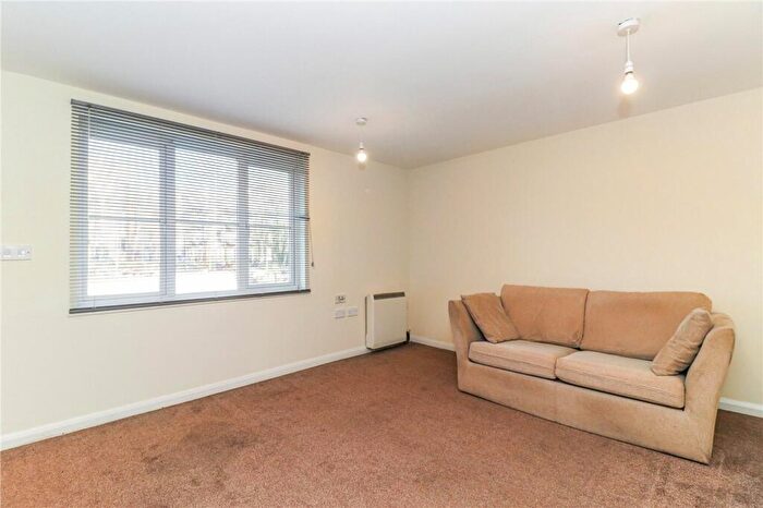 1 Bedroom Maisonette To Rent In Fourdrinier Way, Hemel Hempstead, HP3