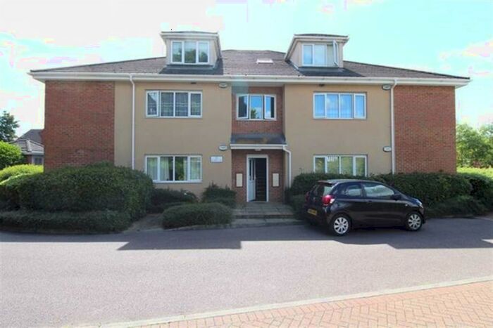 1 Bedroom Flat To Rent In Gardenia Avenue, Luton, Bedfordshire, LU3