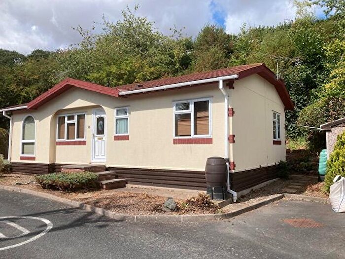 2 Bedroom Mobile Home For Sale In Linton Park, Bromyard, Herefordshire, HR7