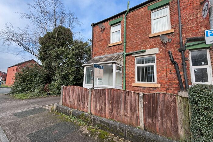 2 Bedroom End Of Terrace House To Rent In Mart Lane, Burscough, L40
