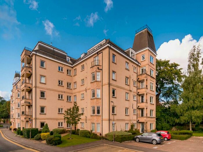 2 Bedroom Flat To Rent In Maxwell Street, Morningside, Edinburgh, EH10