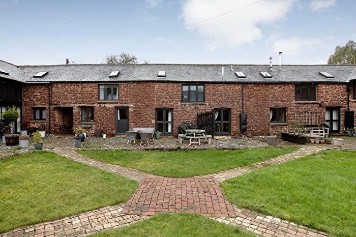 4 Bedroom Semi-Detached House For Sale In Combeinteignhead, Newton Abbot, TQ12