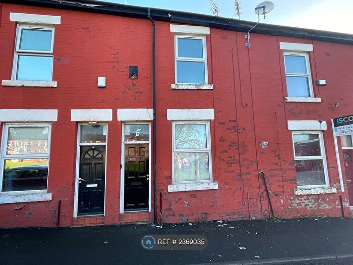 2 Bedroom Terraced House To Rent In Southam Street, Salford, M7