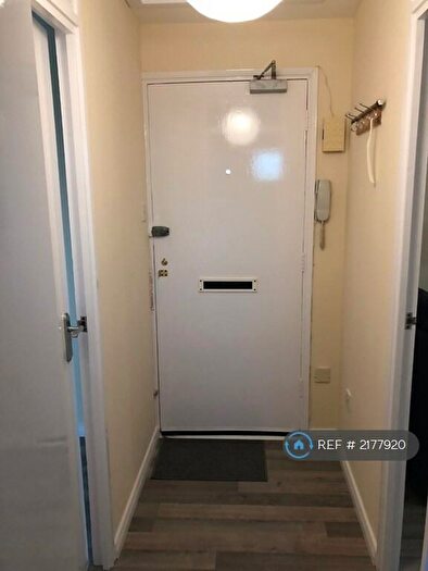 1 Bedroom Flat To Rent In Archery Close, Harrow, HA3