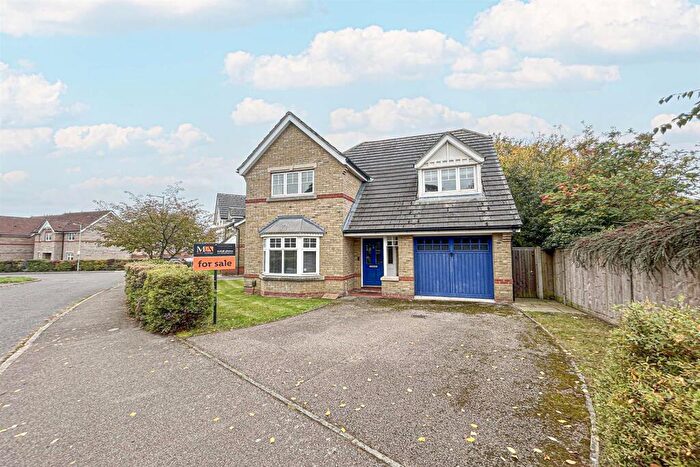 4 Bedroom Detached House For Sale In Heasman Close, Newmarket, CB8