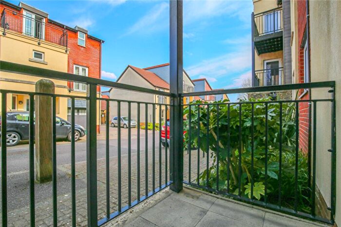 2 Bedroom Apartment For Sale In Bartholomews Square, Horfield, Bristol, BS7