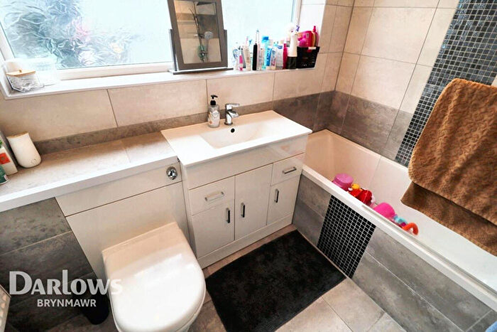 2 Bedroom Terraced House For Sale In Bryngwyn Road, Abertillery, NP13