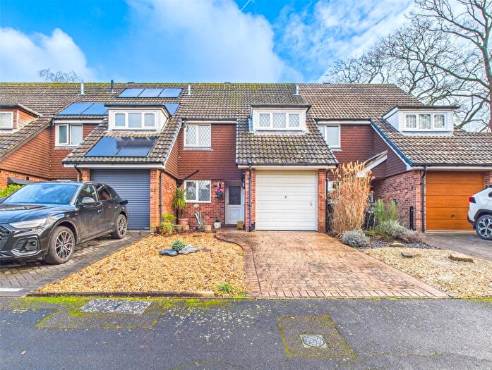 3 Bedroom Terraced House For Sale In Rosehill Close, Bransgore, Christchurch, Dorset, BH23
