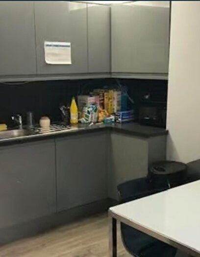 5 Bedroom Terraced House To Rent In Hartley Avenue, Leeds, West Yorkshire, LS6
