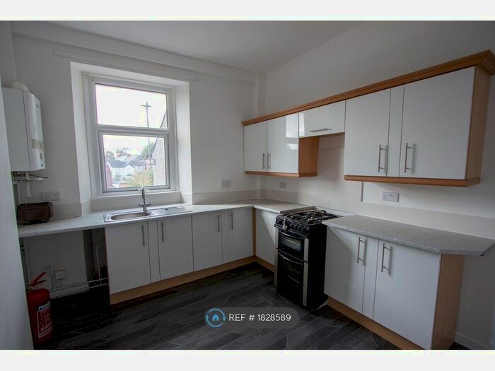 3 Bedroom Flat To Rent In Mill Parade, Newport, NP20