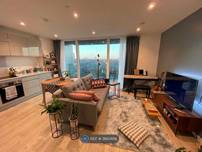 2 Bedroom Flat To Rent In Kitson House, London, E3