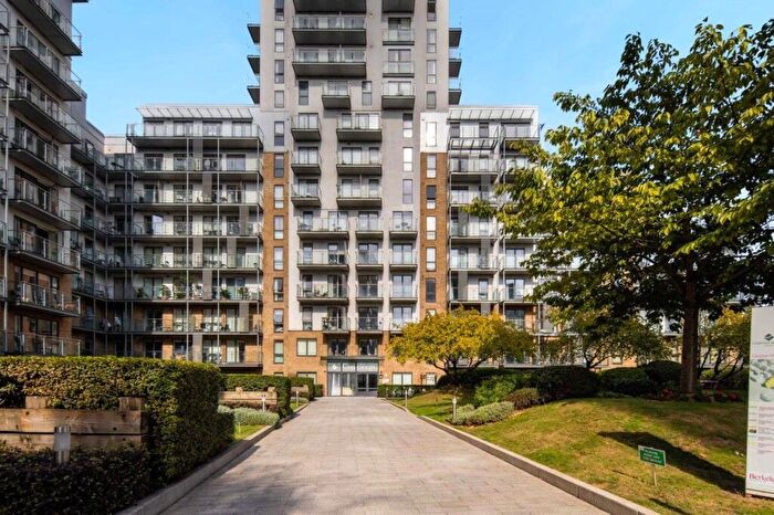 1 Bedroom Flat For Sale In Kara Court, Seven Sea Gardens, Bow, London, E3