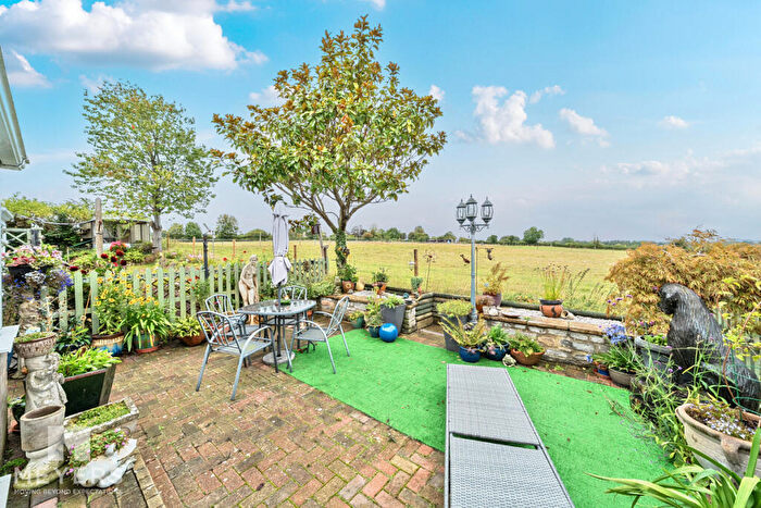 2 Bedroom Semi-Detached House For Sale In Clovermead, Sherborne, DT9