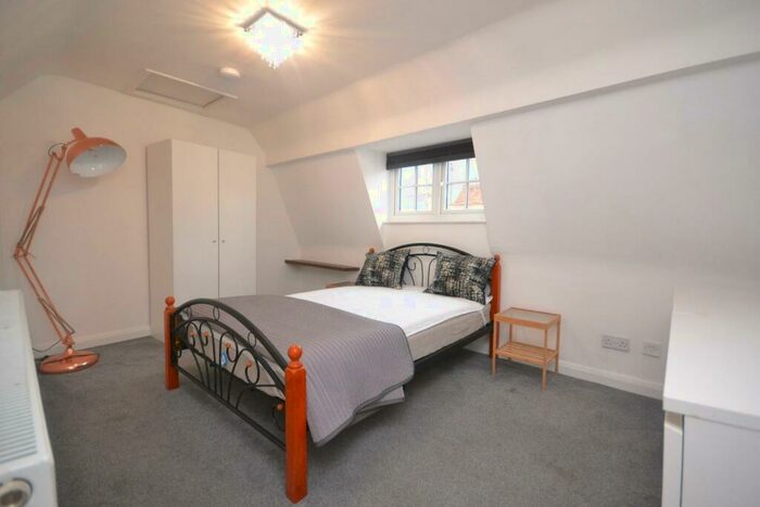 1 Bedroom Apartment To Rent In London Street, Reading, RG1