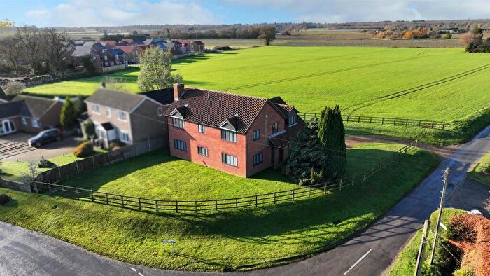 4 Bedroom Detached House For Sale In Fernleigh Manor, Watery Lane, Mareham Le Fen, PE22