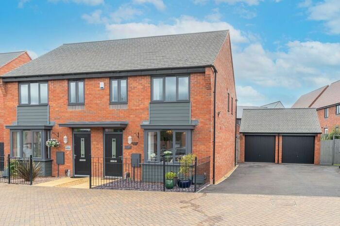 3 Bedroom Semi-Detached House To Rent In Birchfield Way, Lawley TF3