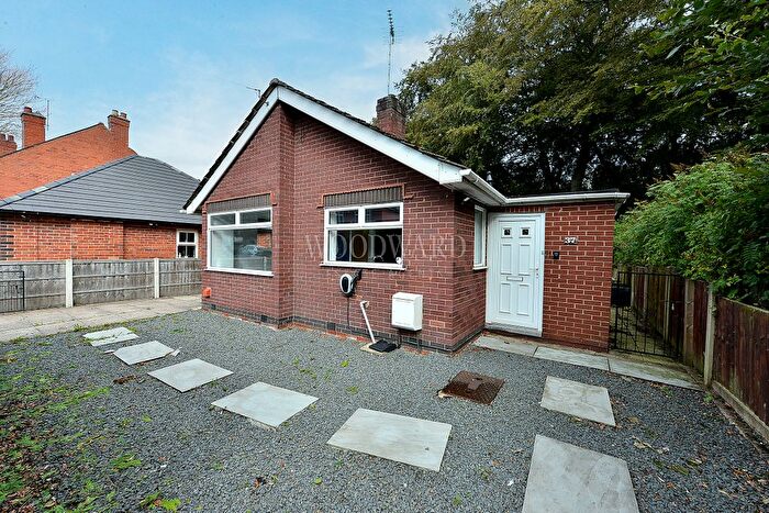 2 Bedroom Detached Bungalow For Sale In Meadow Road, Ripley, DE5