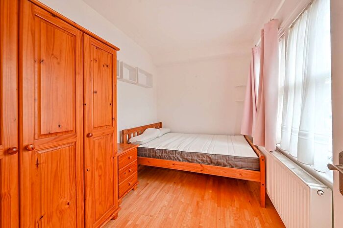 1 Bedroom Flat To Rent In Uxbridge Road, Ealing, London, W13