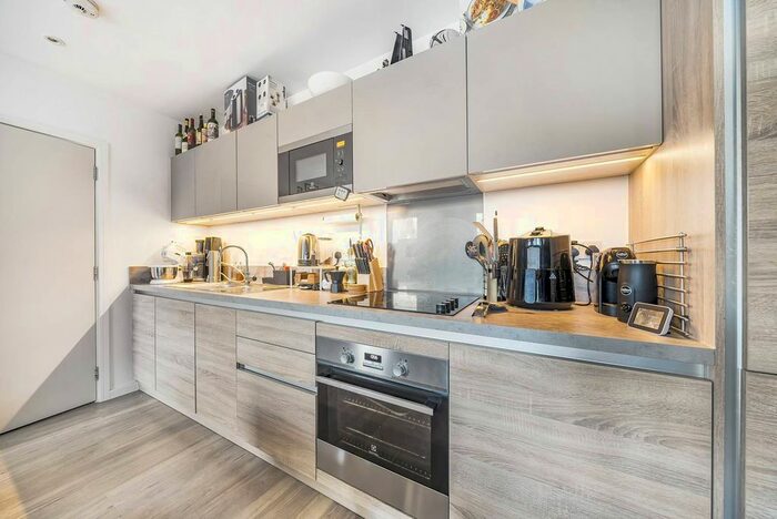 1 Bedroom Flat To Rent In Katie Court, Canning Town, London, E16