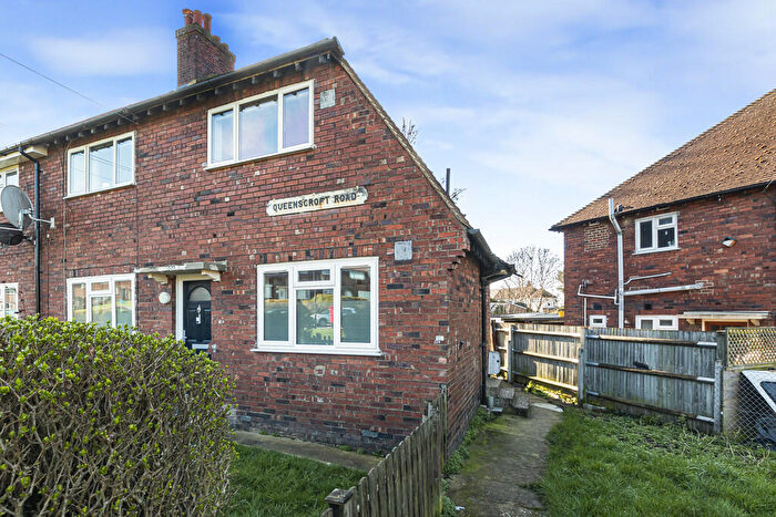 2 Bedroom Apartment For Sale In Queenscroft Road, Eltham, SE9