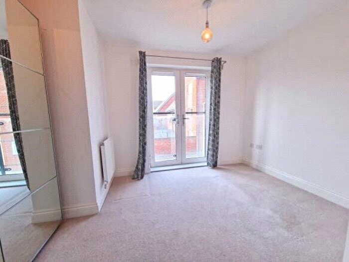 2 Bedroom Apartment To Rent In Appleby Walk, Spencers Wood, Reading, Berkshire, RG7
