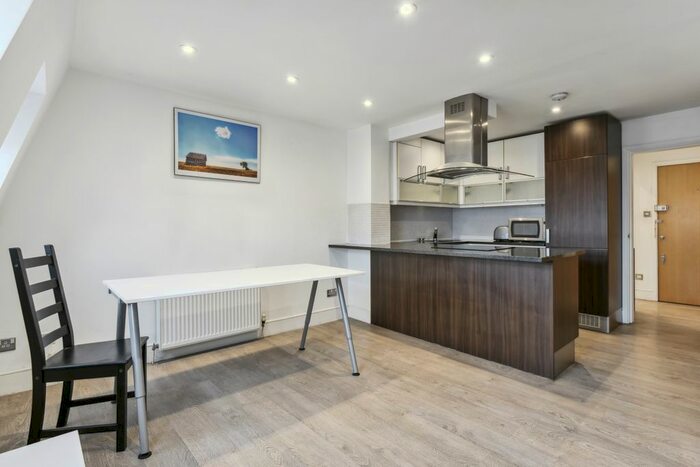 1 Bedroom Flat To Rent In Collingham Road, Cromwell Road, South Kensington, SW7
