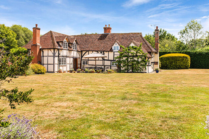 5 Bedroom Detached House For Sale In Broad Street Common, Guildford, Surrey, GU3