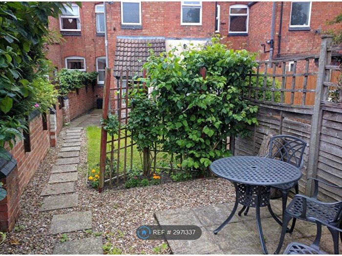 2 Bedroom Terraced House To Rent In London Road Oadby, Leicester, LE2