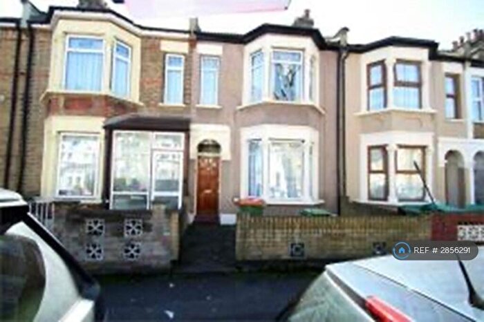 2 Bedroom Maisonette To Rent In Elizabeth Road, London, E6