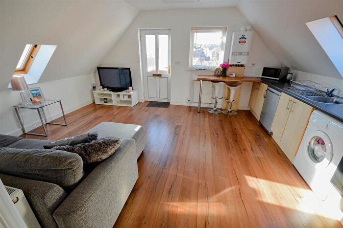 1 Bedroom Apartment For Sale In Brook Green, Hackenthorpe, Sheffield, S12