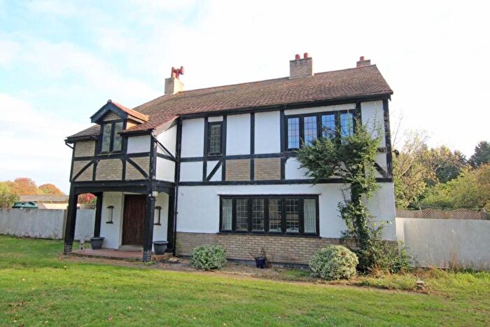 4 Bedroom Detached House For Sale In Willow Hall Lane, Thorney, Peterborough, PE6