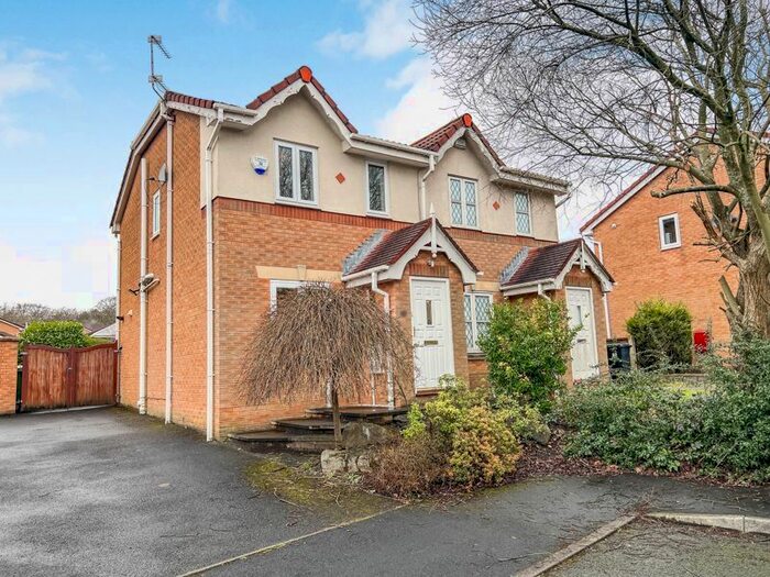 2 Bedroom Semi-Detached House To Rent In Ellerbeck Close, Bradshaw, Bolton, BL2
