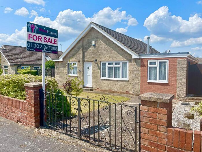 3 Bedroom Detached Bungalow For Sale In Park Close, Westwoodside, DN9