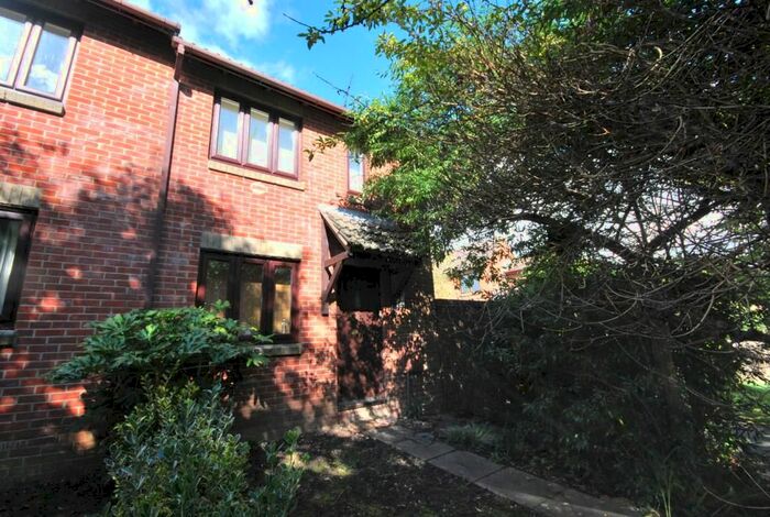 2 Bedroom Terraced House To Rent In Harvest Close, Winchester, Hampshire, SO22