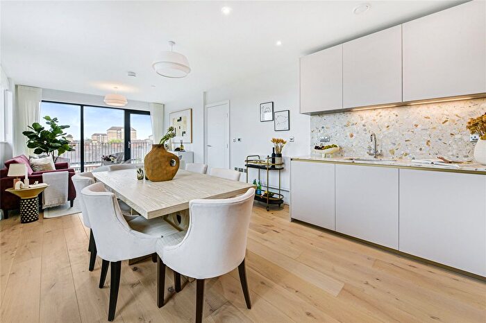 3 Bedroom Flat For Sale In The Wilcox, Nine Elms, SW8