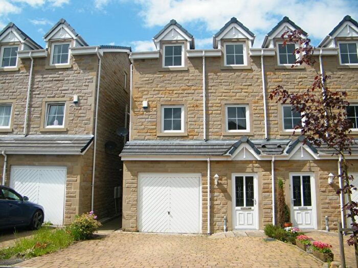 4 Bedroom Semi-Detached House To Rent In The Old Sidings, Foulridge, BB8