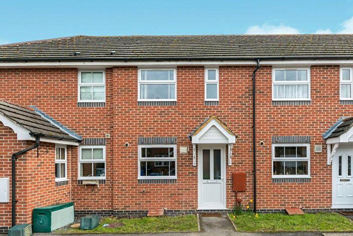 2 Bedroom Terraced House To Rent In Lower Canes, Yateley, GU46