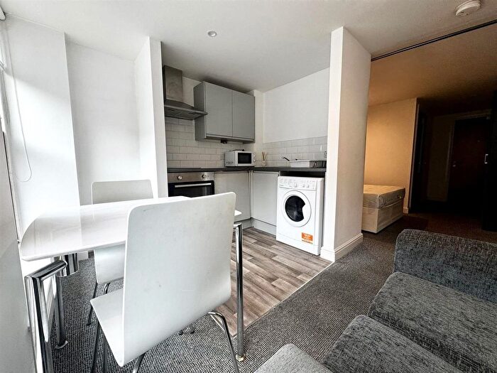 Studio To Rent In Wolstenholme Square, Liverpool, L1