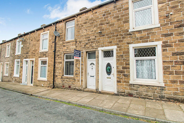 2 Bedroom Terraced House For Sale In Lower West Avenue, Barnoldswick, Lancashire, BB18