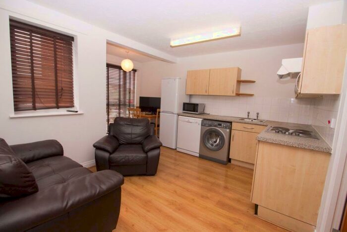 3 Bedroom House Of Multiple Occupation To Rent In Sovereign Court, Loughborough - Inc Bills, LE11