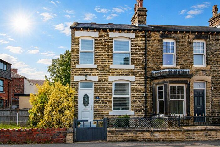 3 Bedroom Semi-Detached House For Sale In Saville Street, Ossett, WF5