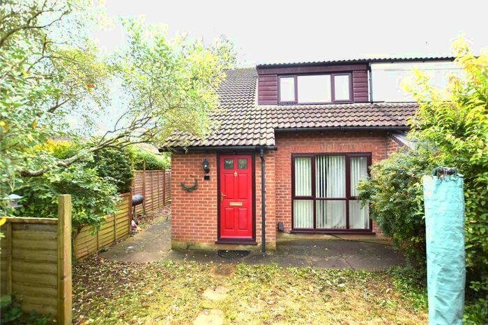 1 Bedroom House To Rent In Hambleside, Bicester, Oxfordshire, OX26