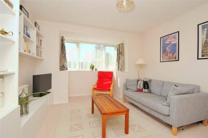 2 Bedroom Flat To Rent In St. Leonard Road, OX3